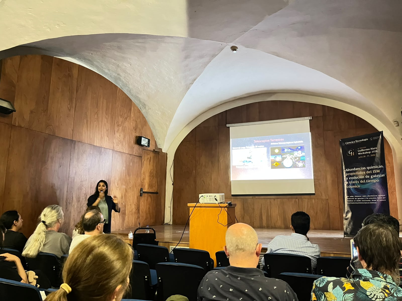 Public lecture — audience at San Pedro Museum of Art